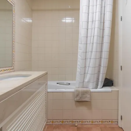 Sun & Sea Golf House Daire Aroeira (Setubal)