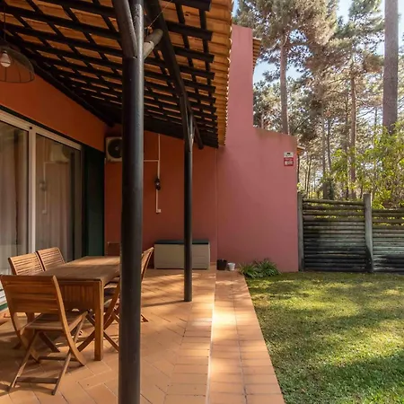 Sun & Sea Golf House Apartment